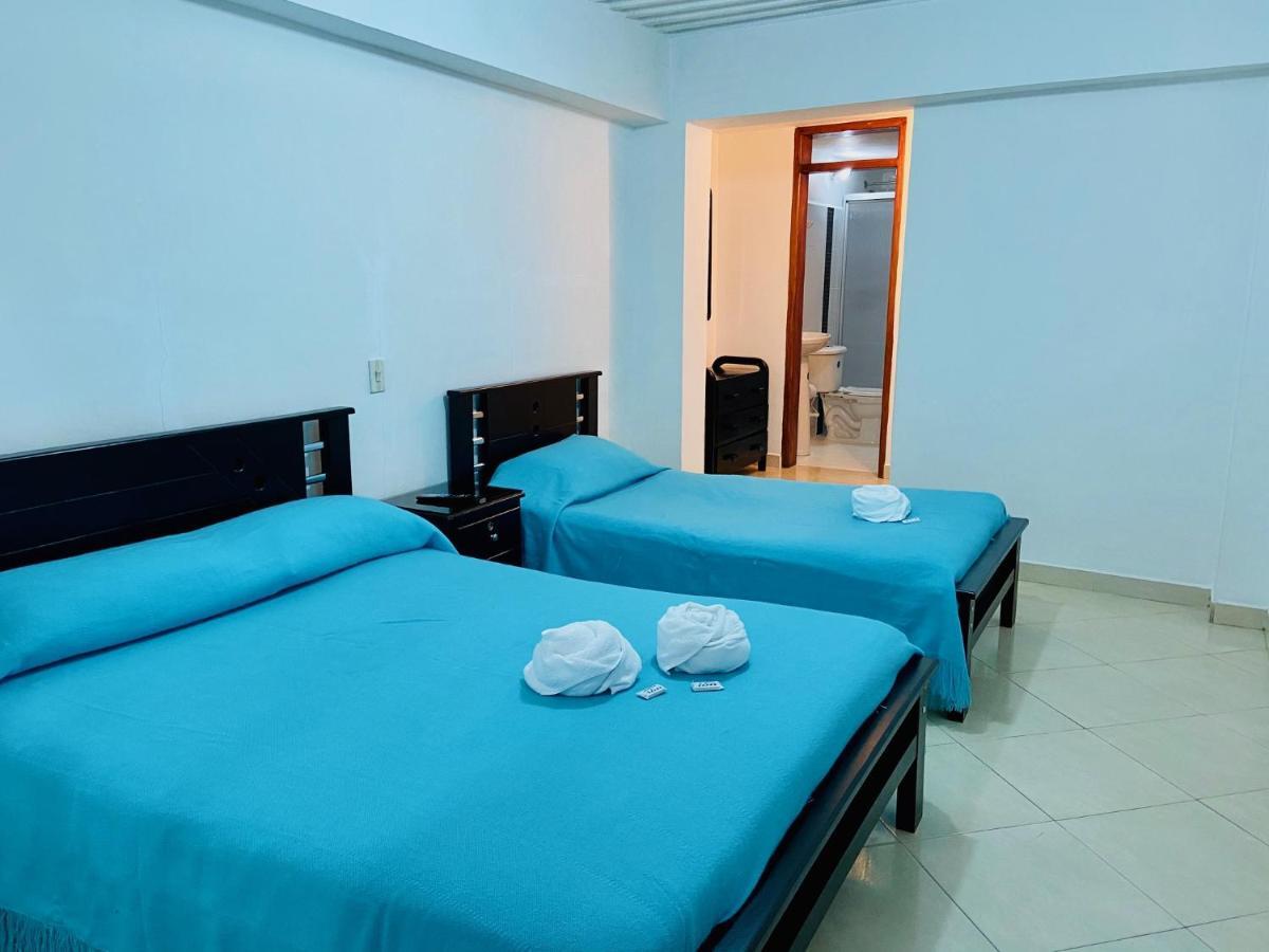 Vivienda Turistica El Zocalo Lägenhet Guatapé Exteriör bild